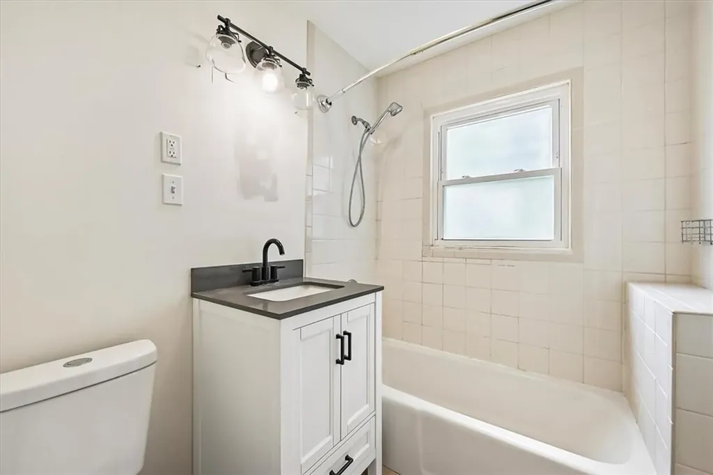 94 Galloway Road Warwick NY 10990