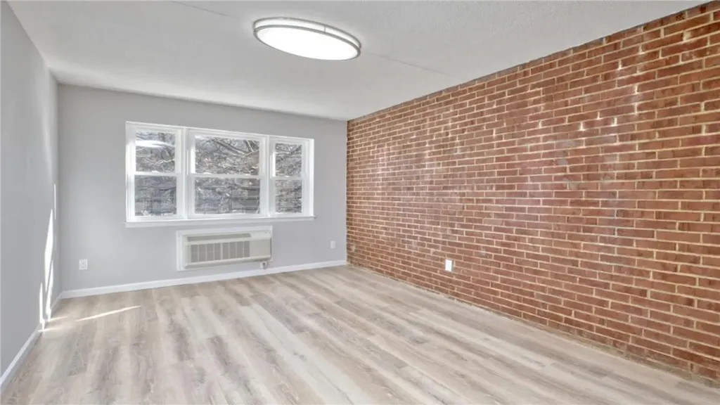 111 Prospect Park SW Brooklyn NY 11218