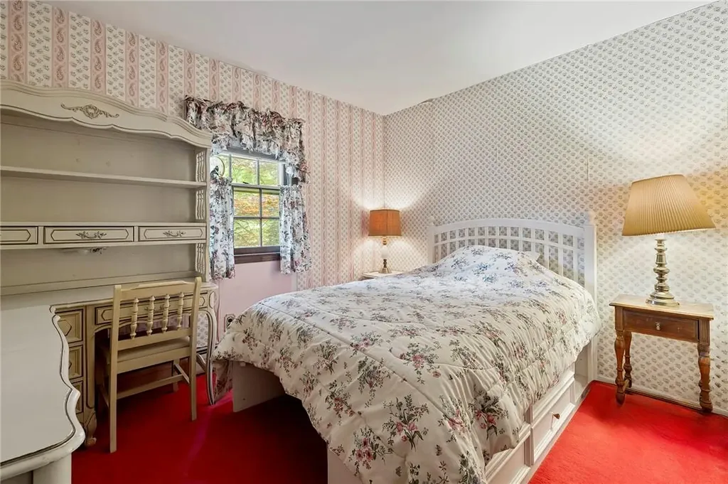 94 Smith Hill Road Airmont NY 10952