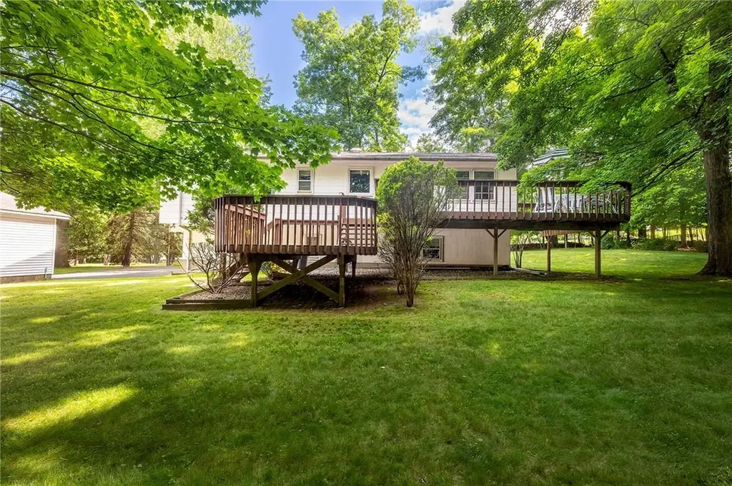 94 Smith Hill Road Airmont NY 10952