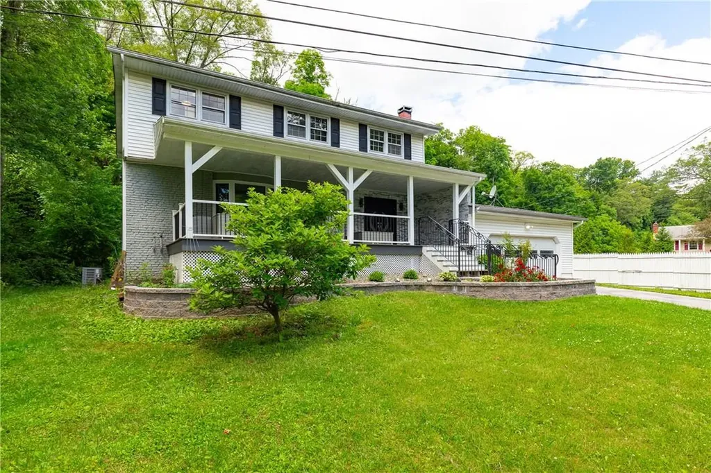 3 Nilde Court Poughkeepsie NY 12603