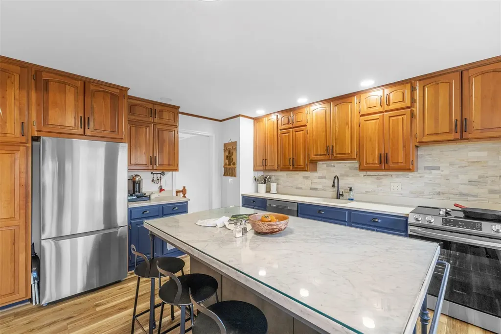 18 Waterbury Road Warwick NY 10990