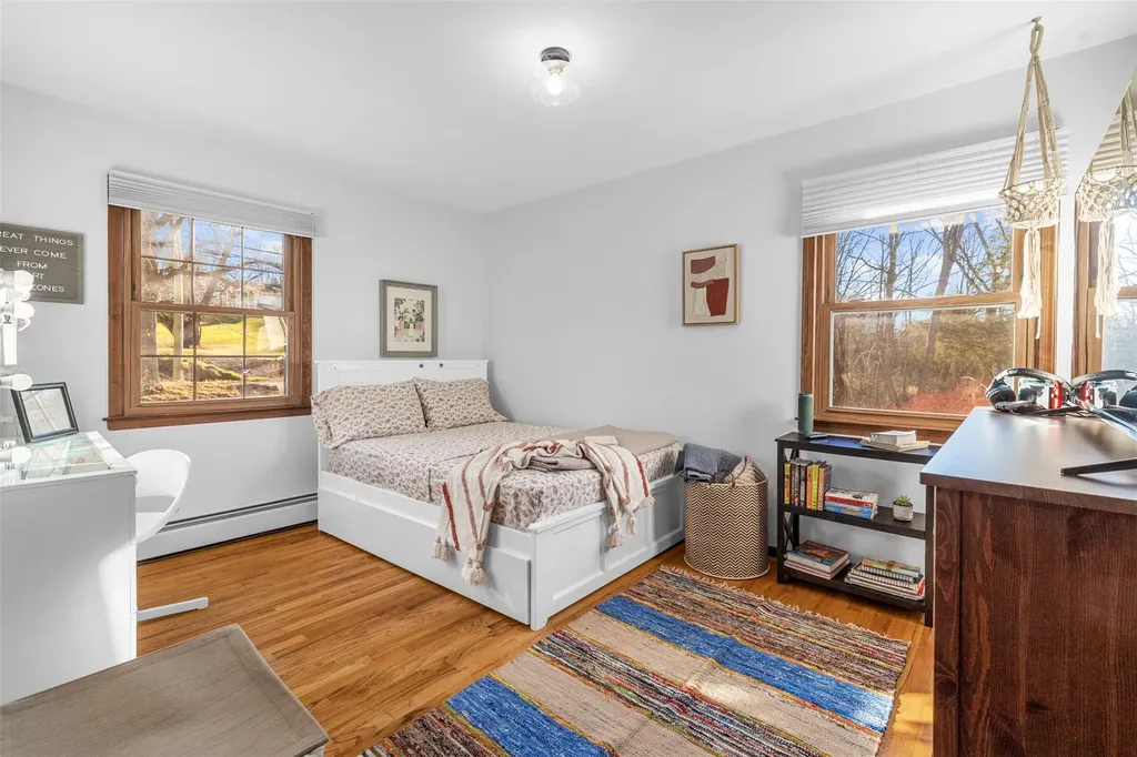 18 Waterbury Road Warwick NY 10990