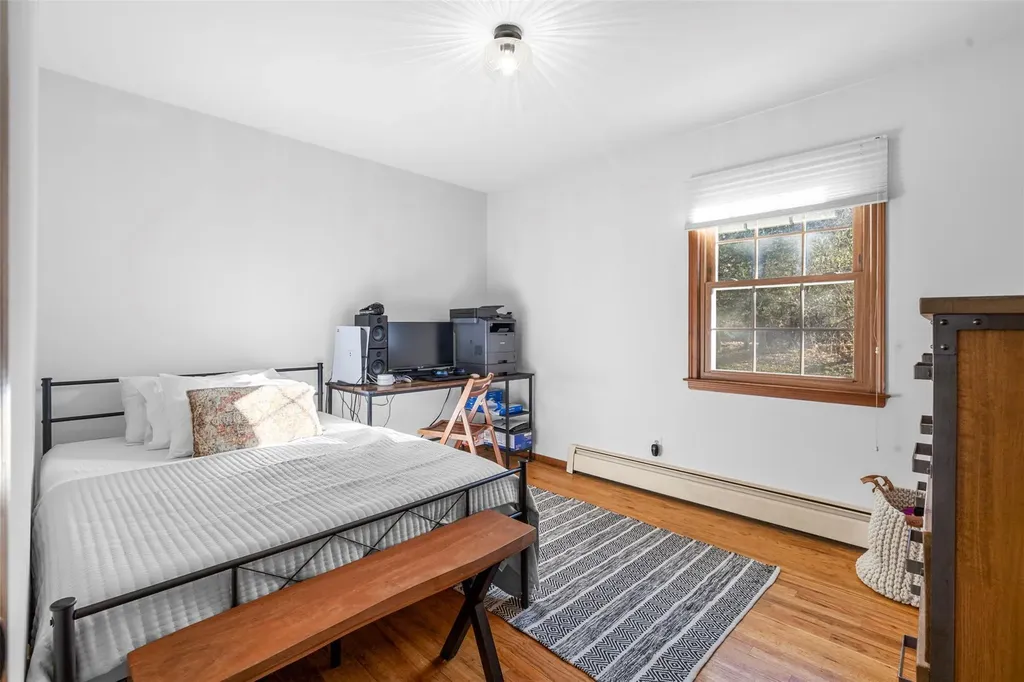 18 Waterbury Road Warwick NY 10990