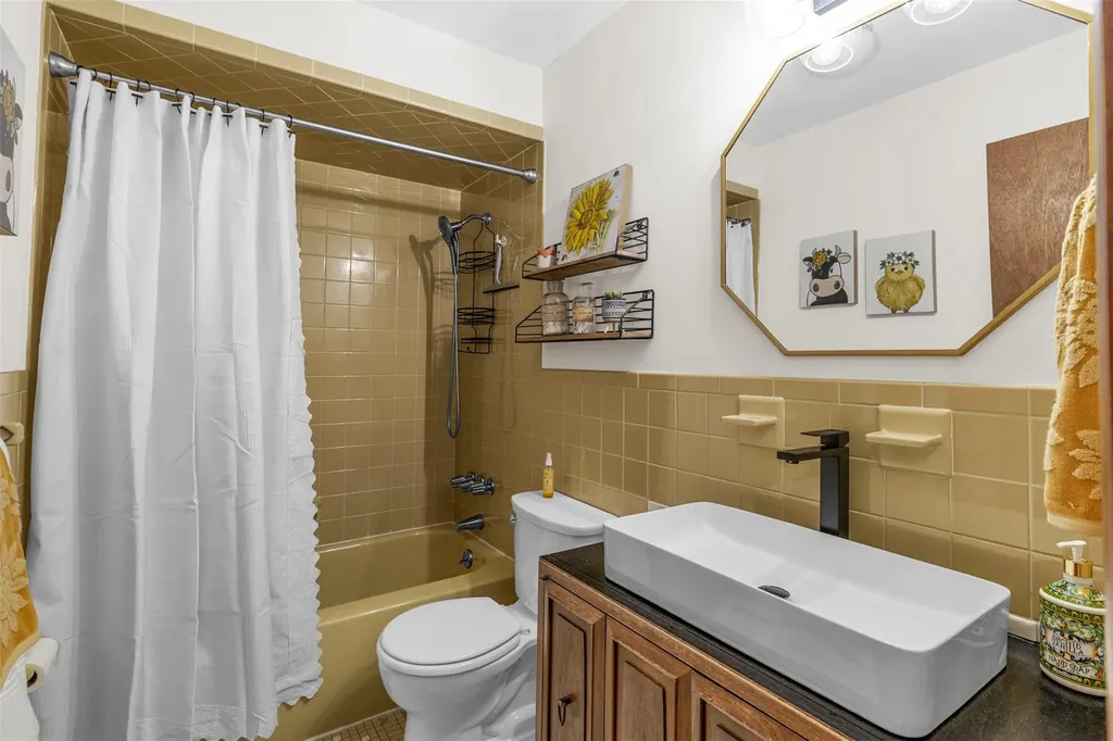 18 Waterbury Road Warwick NY 10990