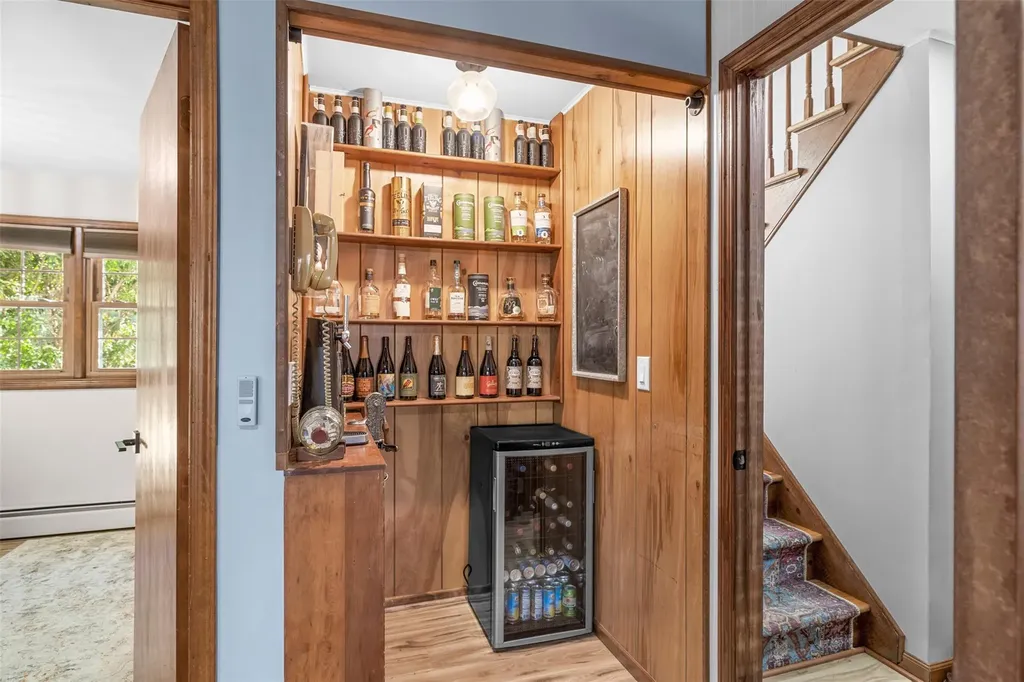 18 Waterbury Road Warwick NY 10990