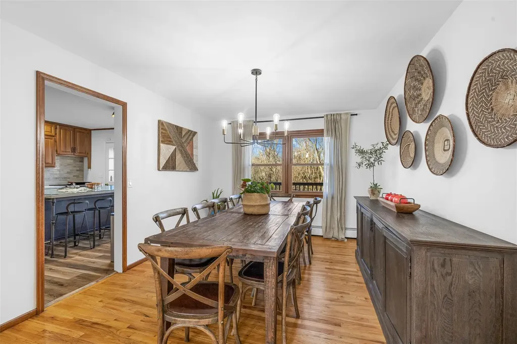 18 Waterbury Road Warwick NY 10990