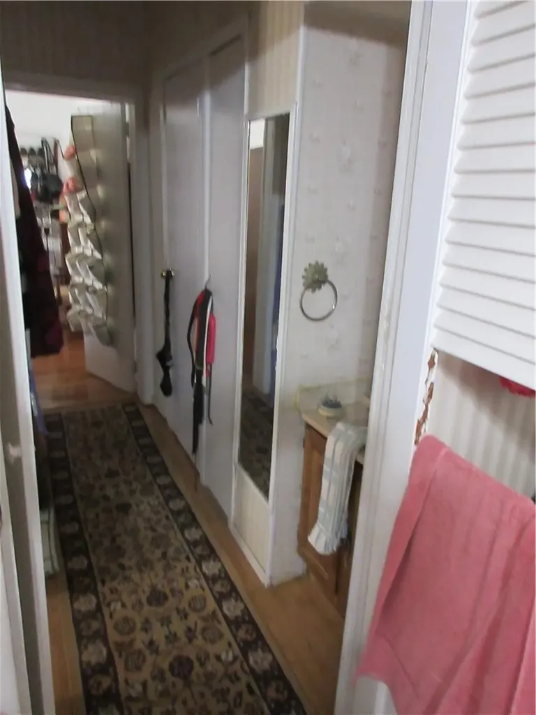 4351 De Reimer Avenue Bronx NY 10466