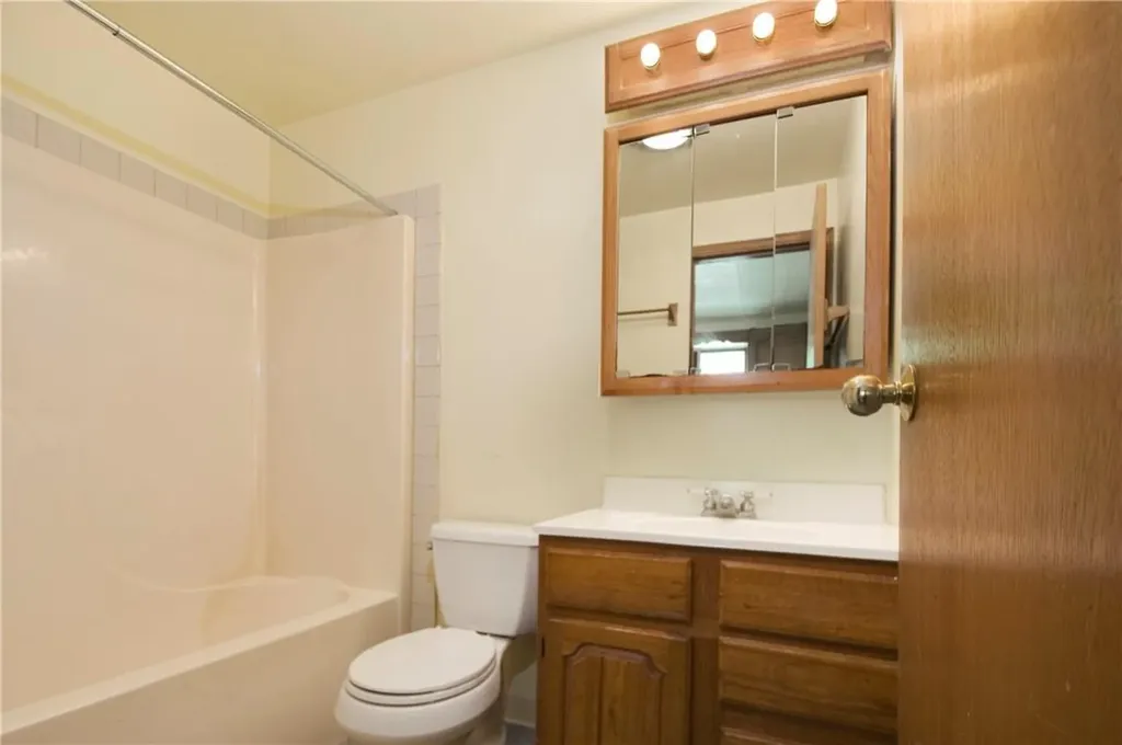 96 Smithtown Road Fishkill NY 12524