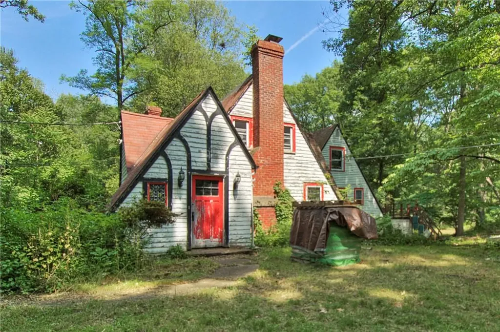 96 Smithtown Road Fishkill NY 12524