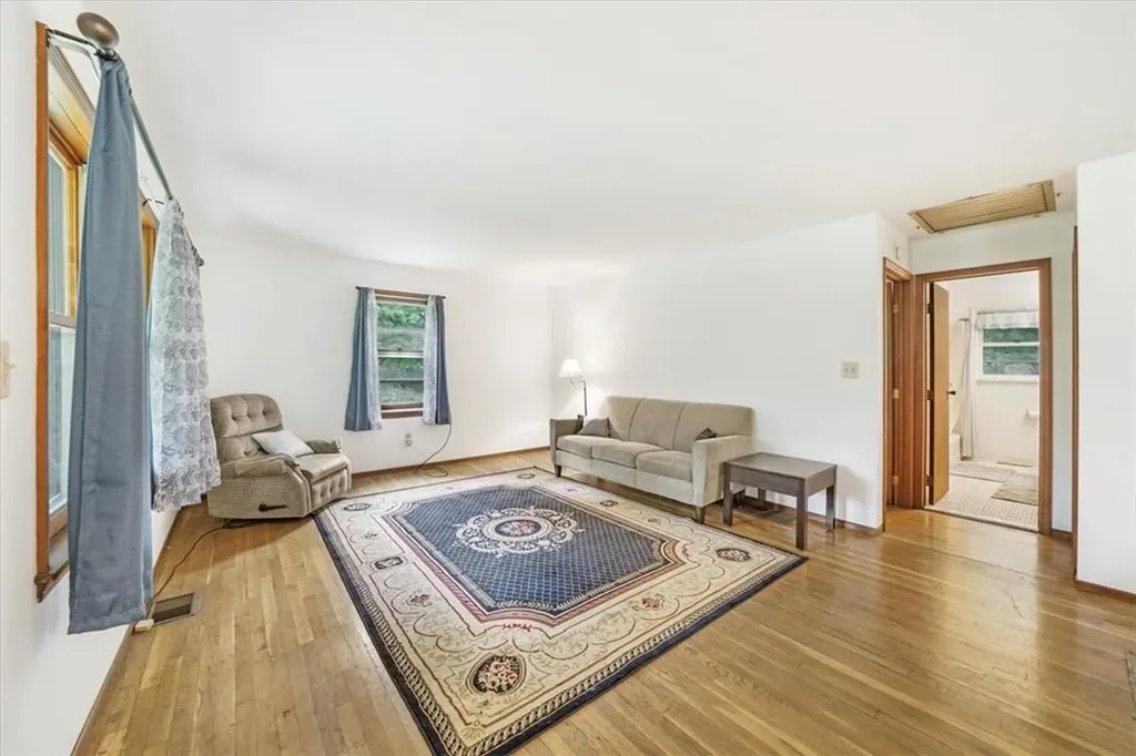 297 Estrada Road Central Valley NY 10917