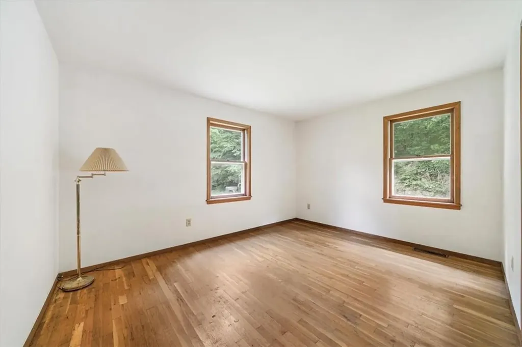 297 Estrada Road Central Valley NY 10917