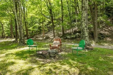 231 Manorville Road Saugerties NY 12477