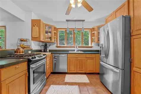 231 Manorville Road Saugerties NY 12477