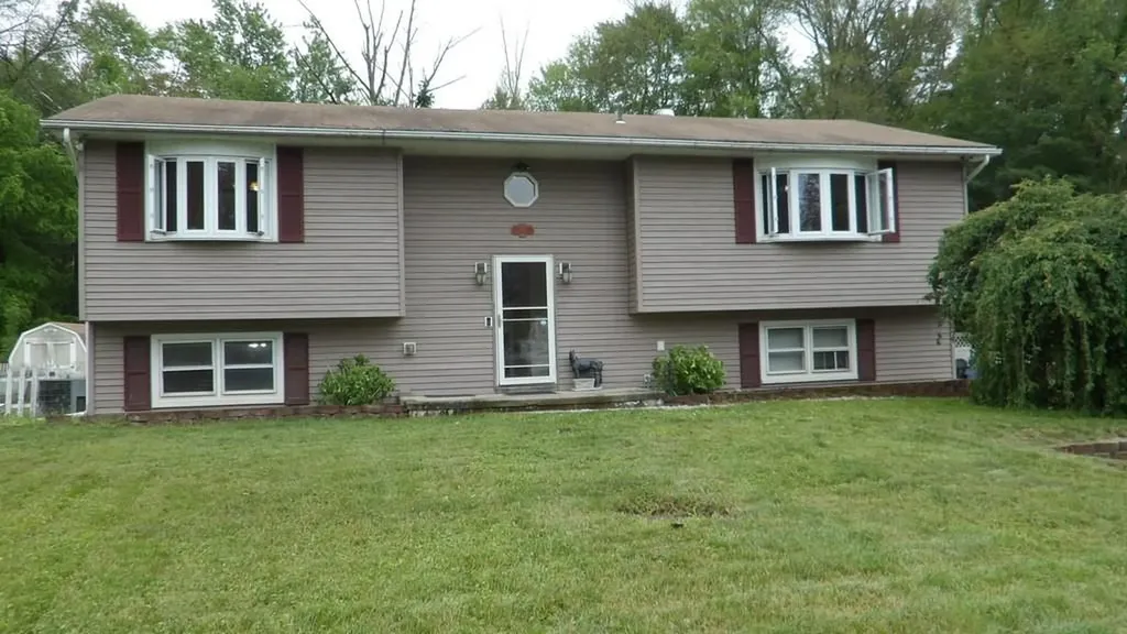 181 Pleasant Avenue Montgomery NY 12549
