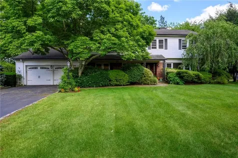 25 Stonewall Lane Mamaroneck NY 10543