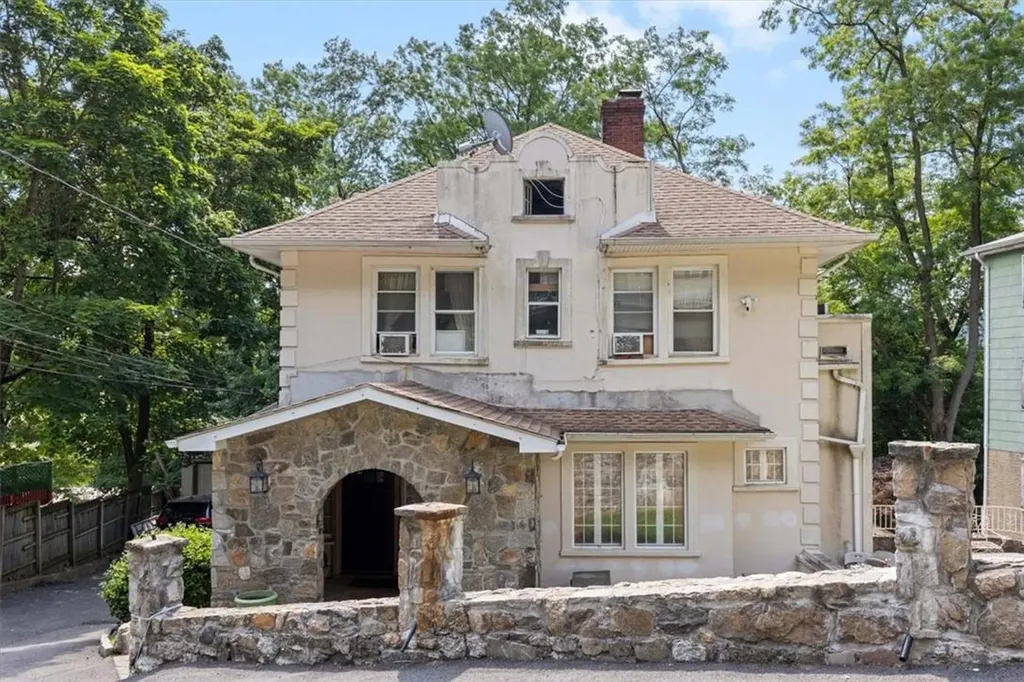 89 Washington Avenue N White Plains NY 10603