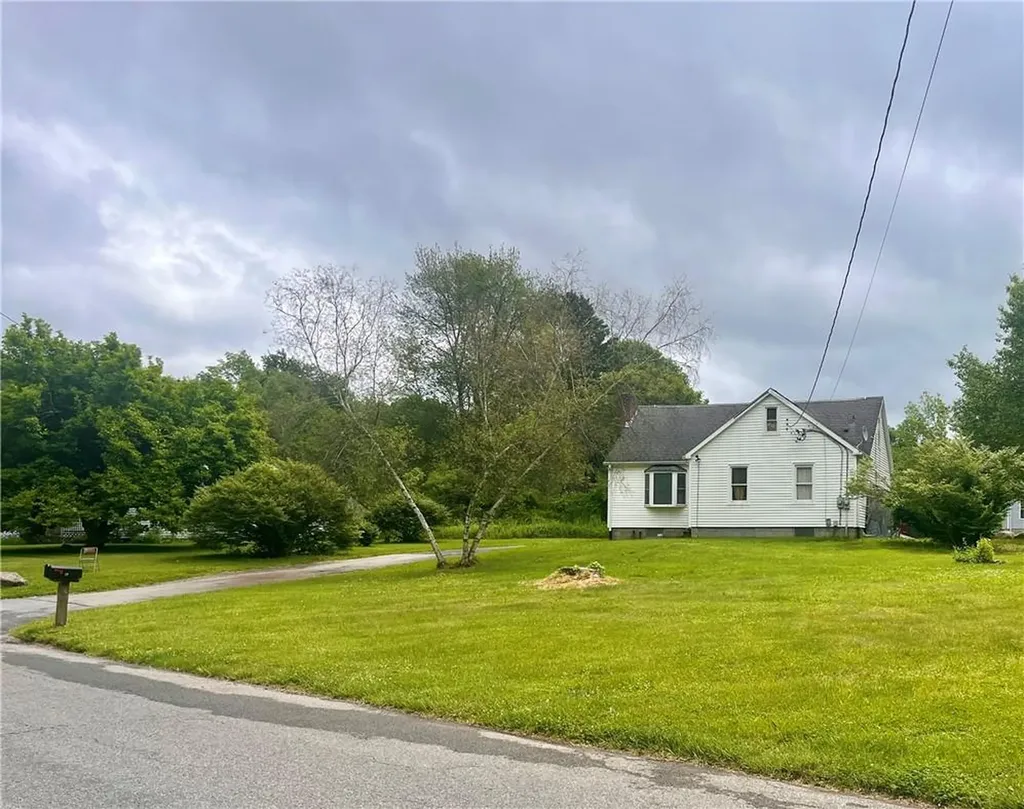 19 Bennett Road Poughkeepsie NY 12601