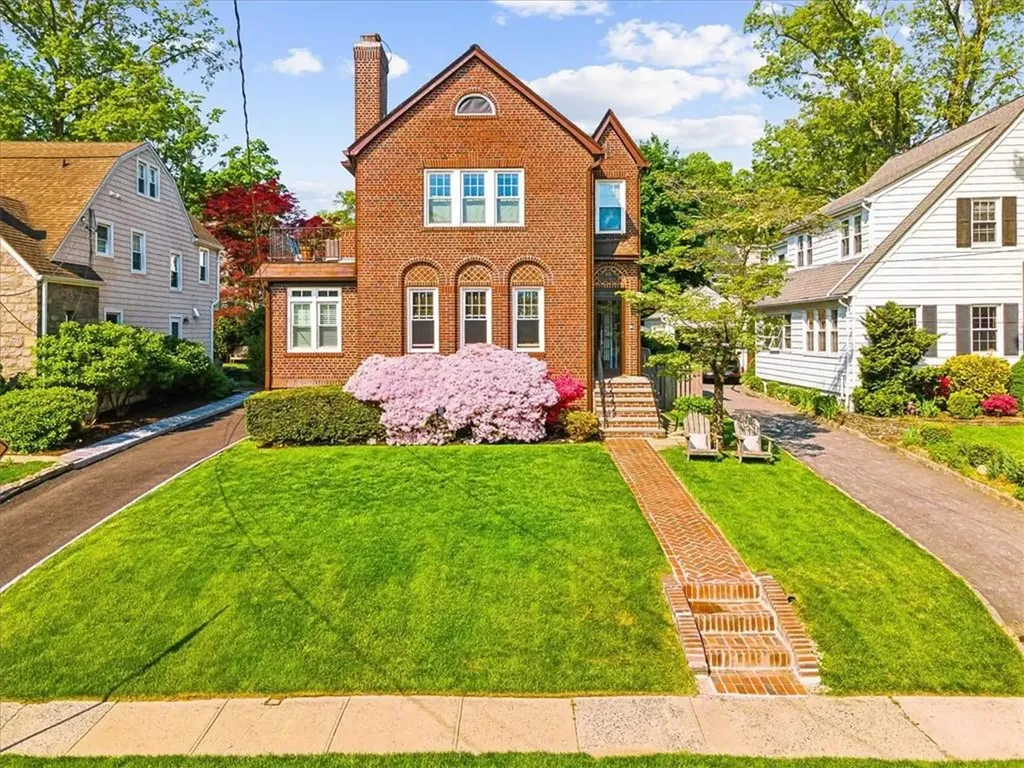 106 Ralph Avenue White Plains NY 10606