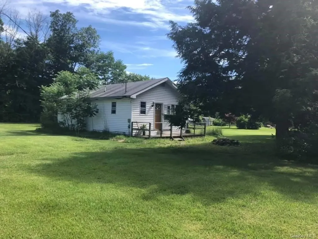 847 Burlingham Road Pine Bush NY 12566