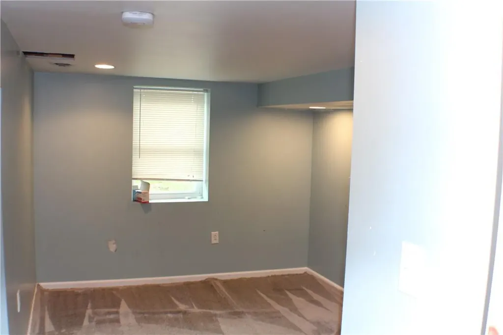 7 Bayberry Lane Poughkeepsie NY 12603
