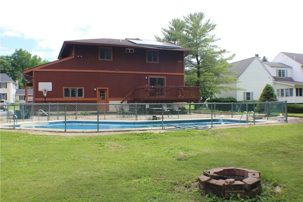 7 Bayberry Lane Poughkeepsie NY 12603