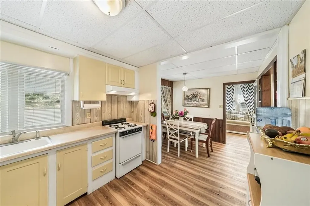 27 Woodycrest Trail Monroe NY 10950
