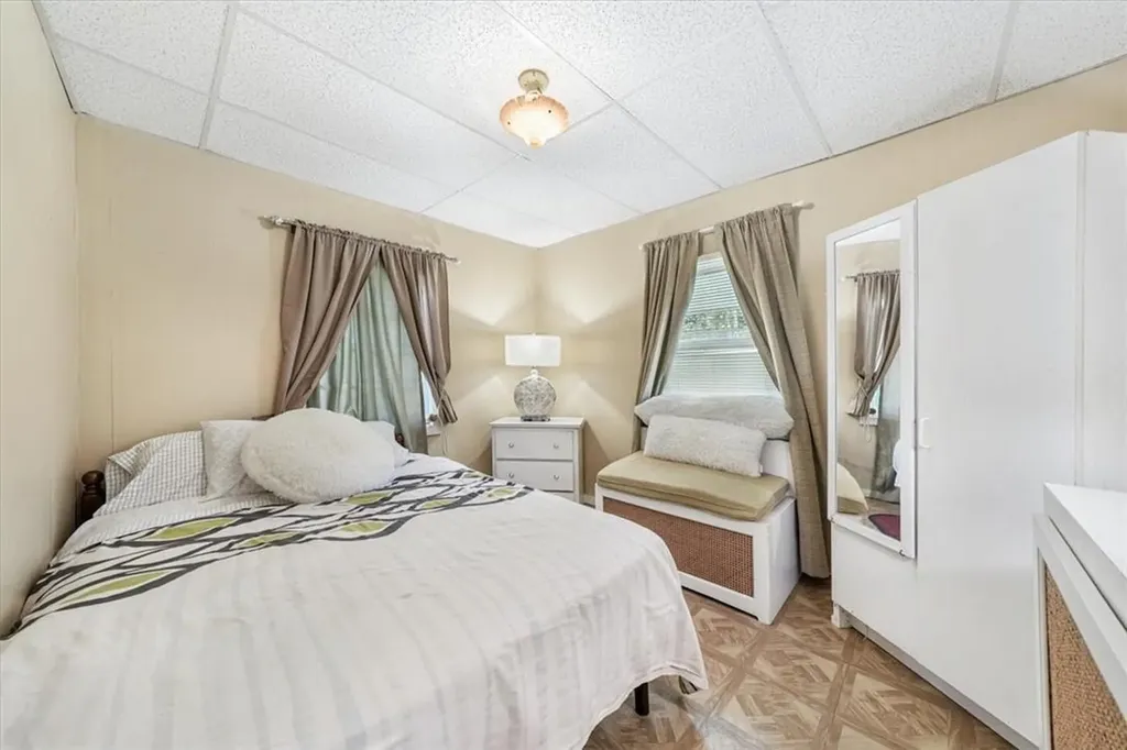 27 Woodycrest Trail Monroe NY 10950