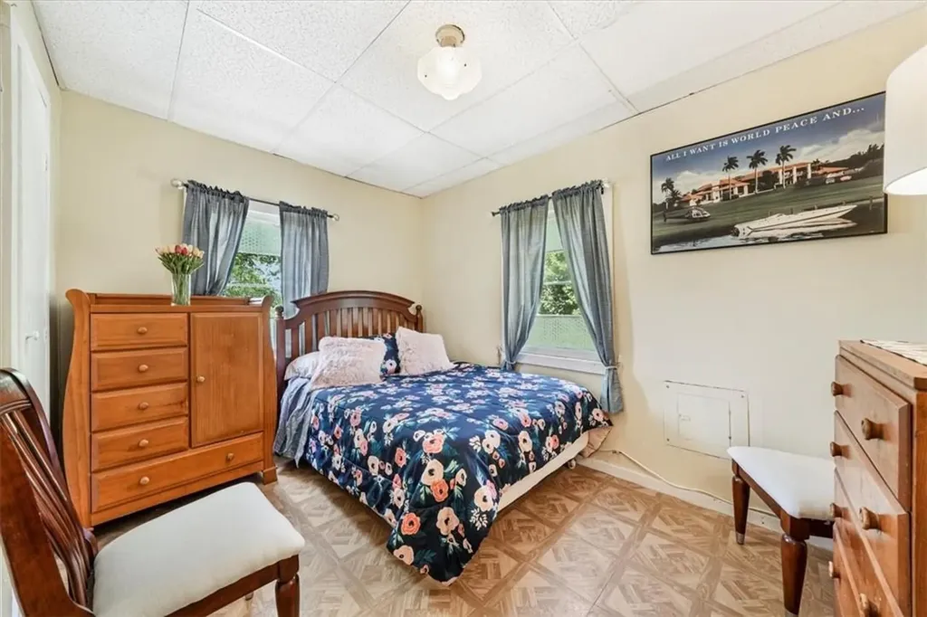 27 Woodycrest Trail Monroe NY 10950