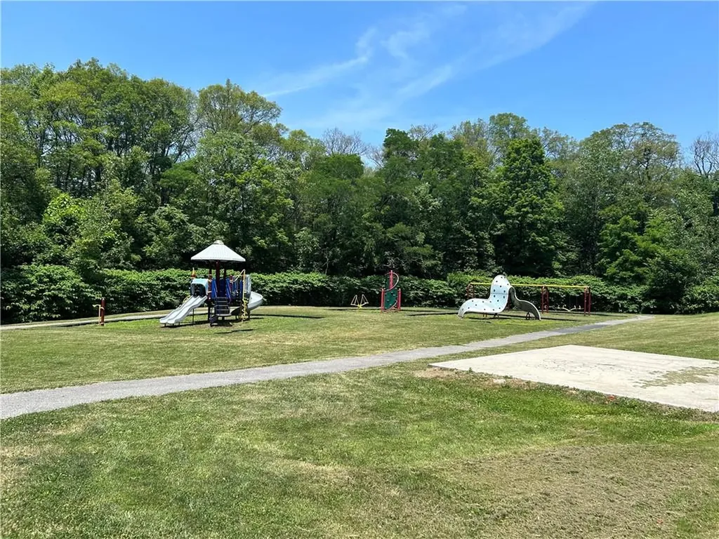27 Woodycrest Trail Monroe NY 10950
