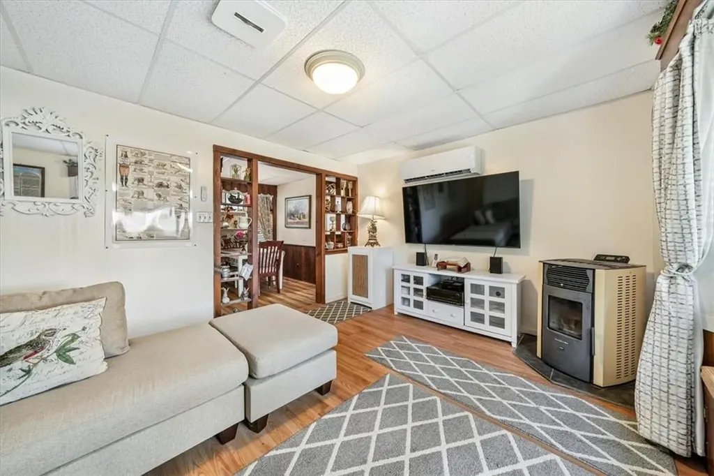 27 Woodycrest Trail Monroe NY 10950