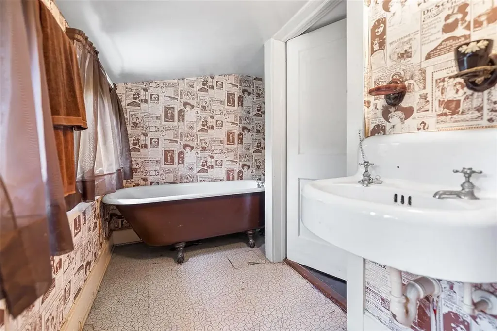 21 Cambridge Road Scarsdale NY 10583