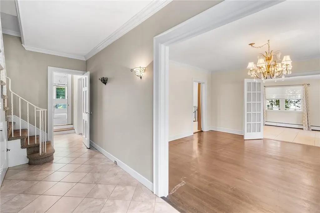 21 Cambridge Road Scarsdale NY 10583