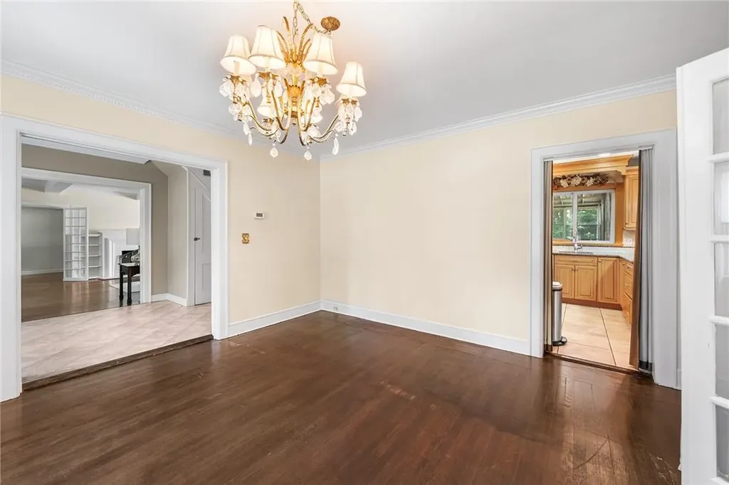 21 Cambridge Road Scarsdale NY 10583
