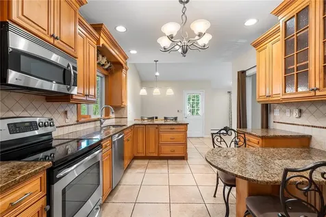 21 Cambridge Road Scarsdale NY 10583