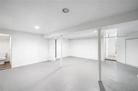 21 Cambridge Road Scarsdale NY 10583