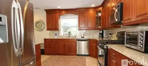 8 Harrington Place Mamaroneck NY 10543