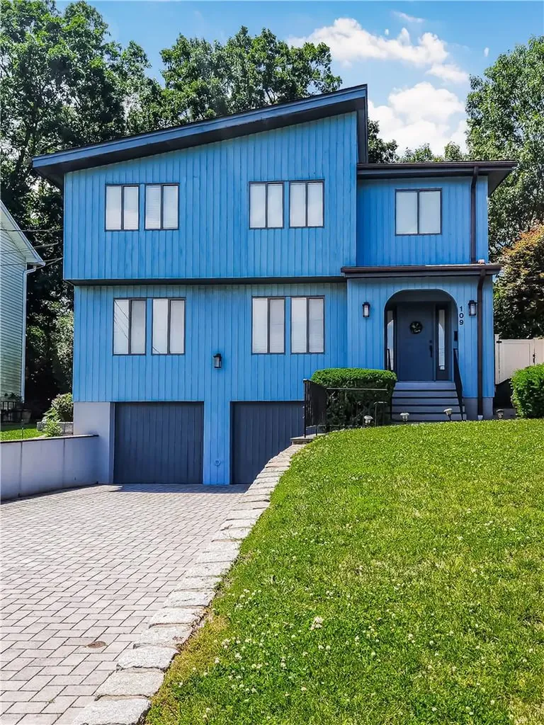 109 Patmore Avenue Yonkers NY 10710