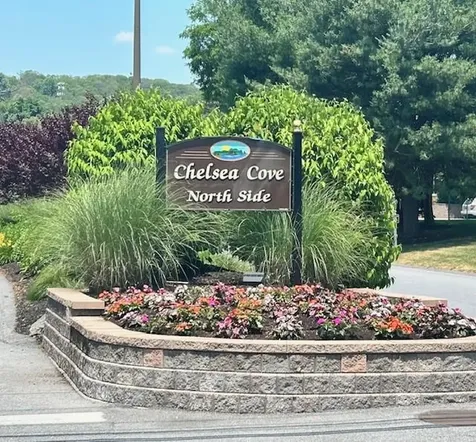 6104 Chelsea Cove N Hopewell Junction NY 12533