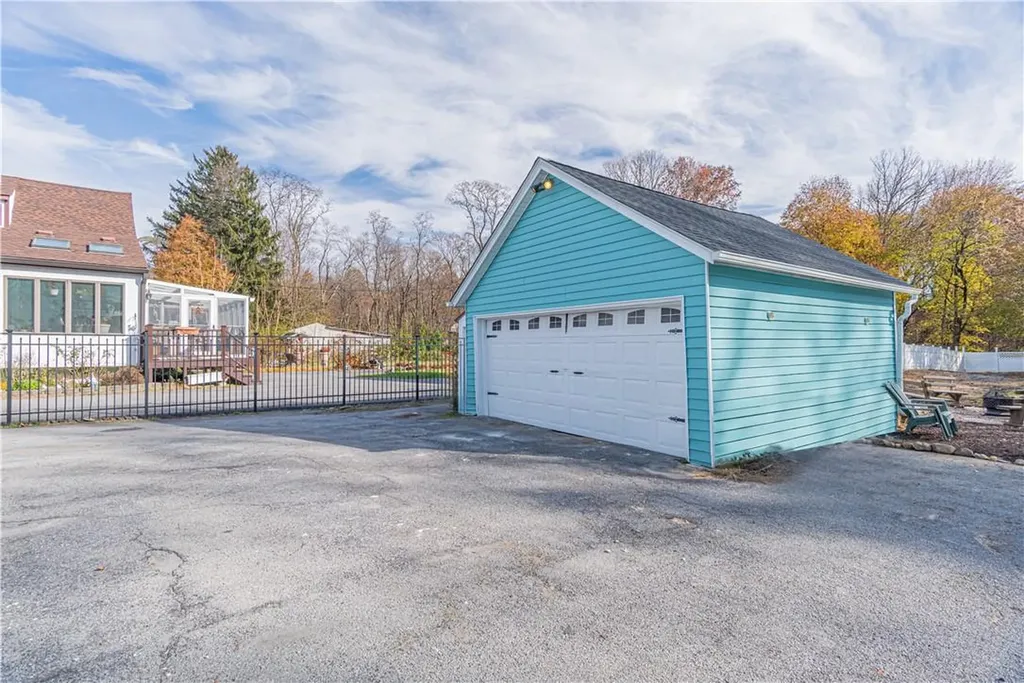 1016 Dutchess Turnpike Poughkeepsie NY 12603
