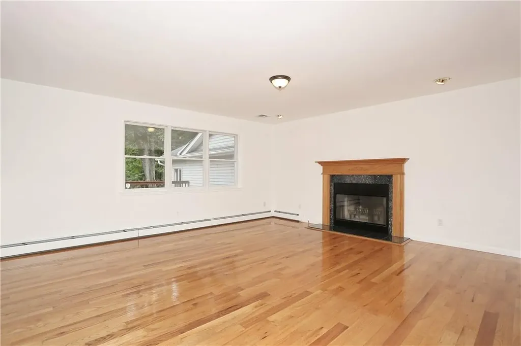 80 Old Quaker Hill Road Monroe NY 10950