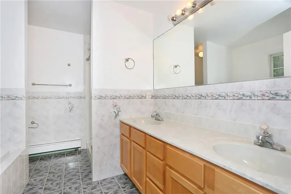80 Old Quaker Hill Road Monroe NY 10950