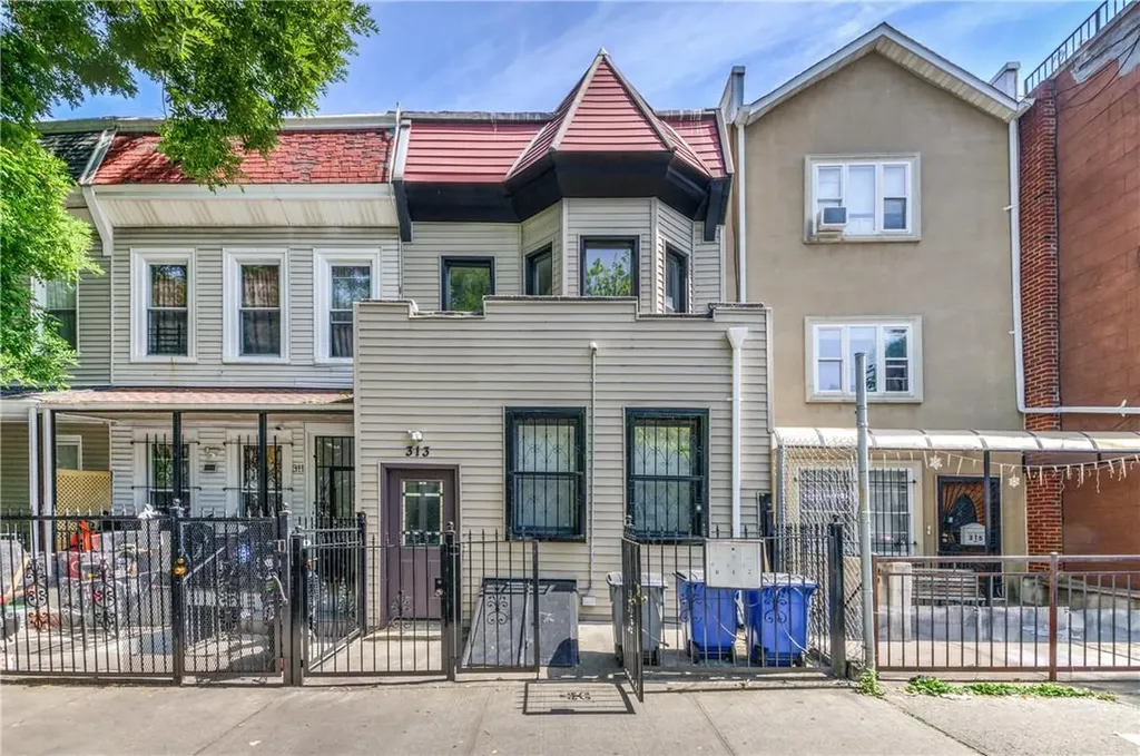 313 E 169th Street Bronx NY 10456