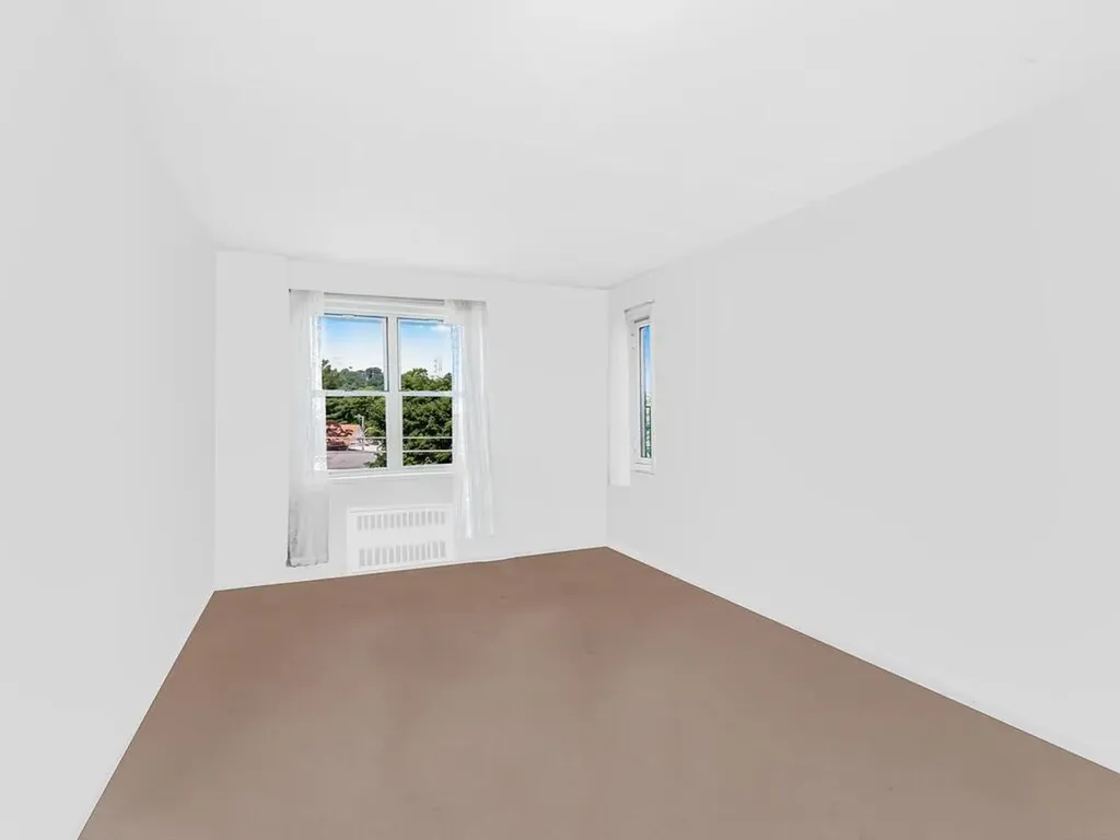 7 Balint Drive Yonkers NY 10710