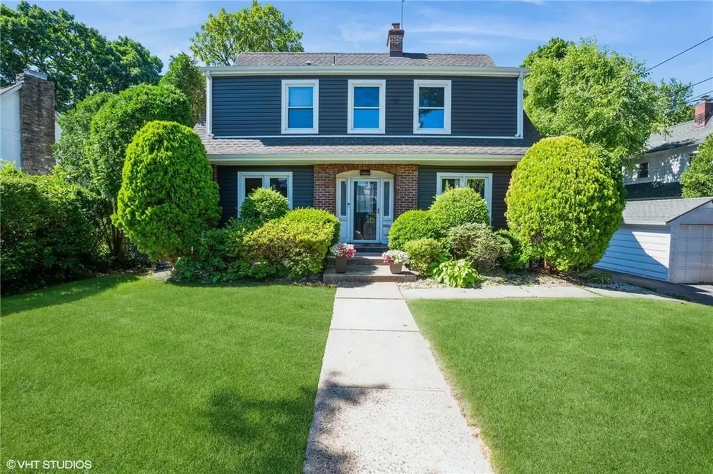 14 Dillon Road Larchmont NY 10538