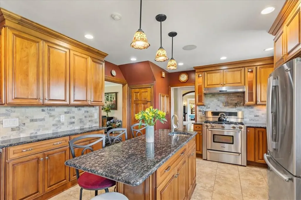 151 Hudson Terrace Yonkers NY 10701