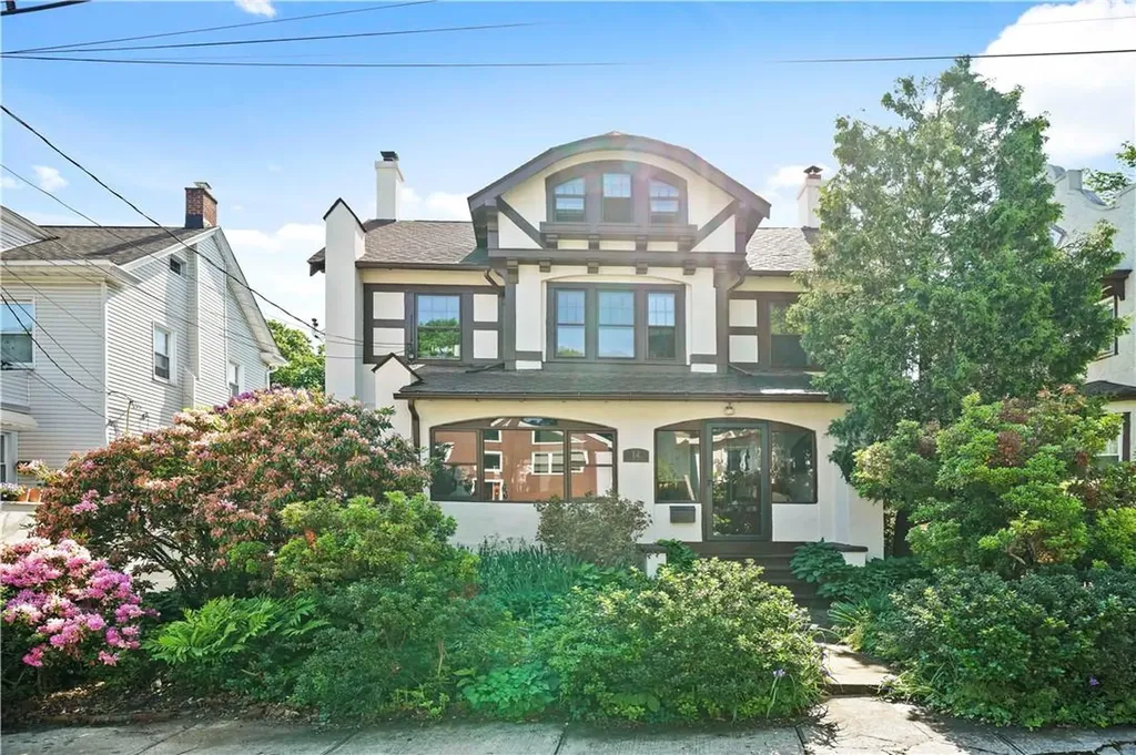 14 Lattin Drive Yonkers NY 10705