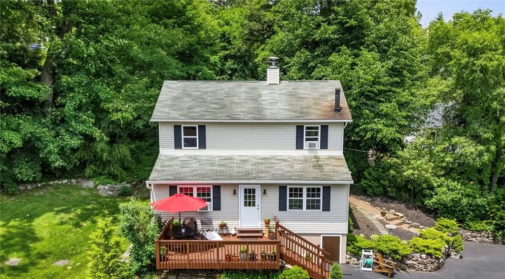 89 Mine Road Fort Montgomery NY 10922