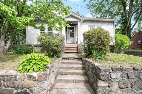 915 Mckinley Street Peekskill NY 10566