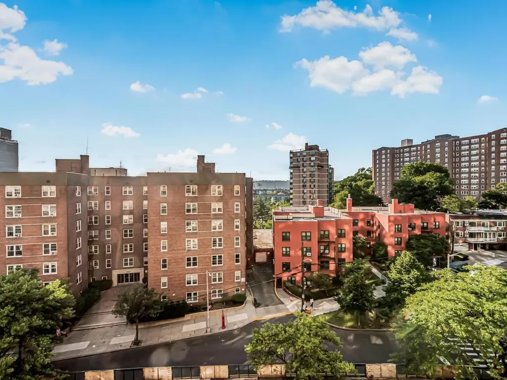 2500 Johnson Avenue Bronx NY 10463